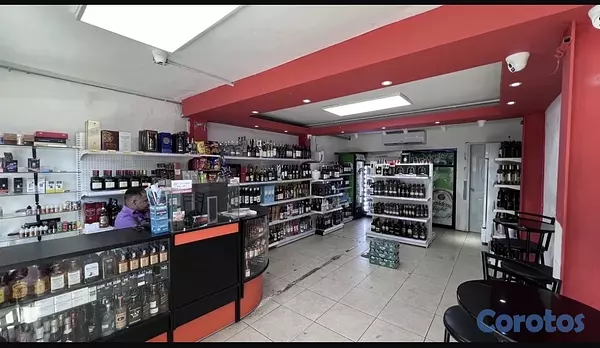 oficinas y locales comerciales - LOCAL COMERCIAL ENSANCHE QUISQUEYA 5