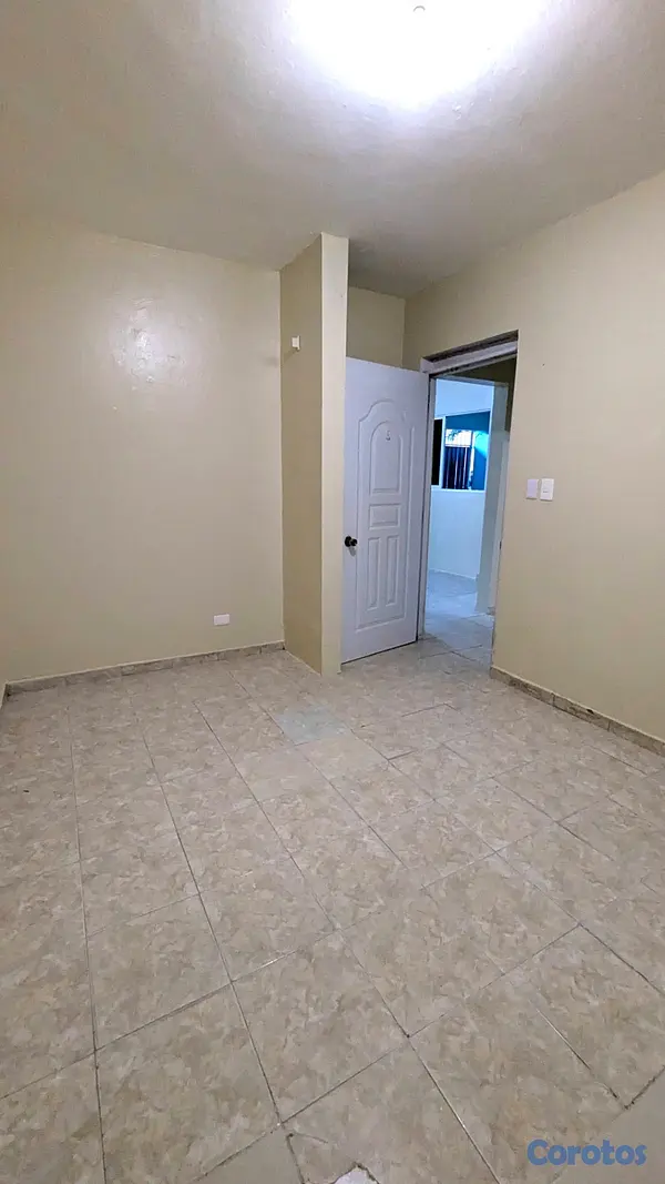 casas - De Oportunidad! Propiedad En Venta! 2 Casas, 1 Apa 15