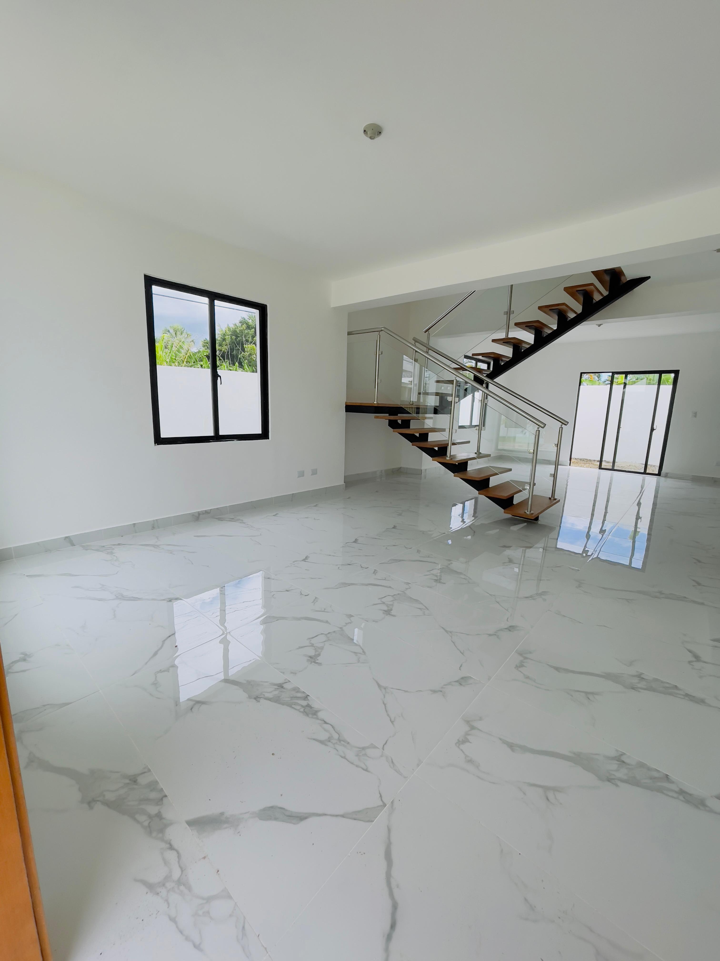 casas - CASA EN VENTA EN SANTIAGO.