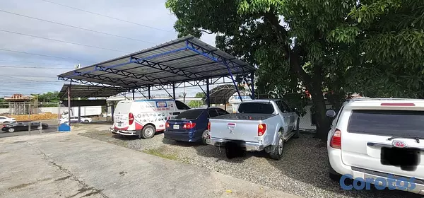 oficinas y locales comerciales - Vendo Propiedad Comercial en la Autopista Duarte, Santo Domingo Oeste  2