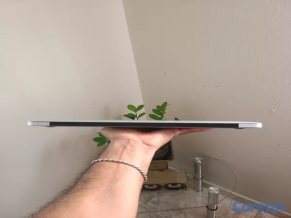 computadoras y laptops - MacBook Air 2017 i5 | 8GB RAM | 128GB SSD | Excele 6