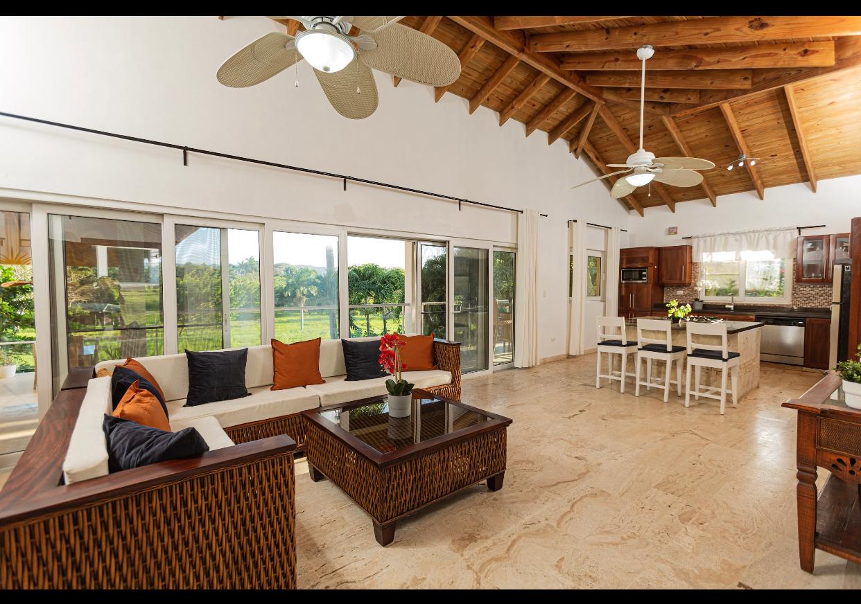 solares y terrenos - 🌴 Hermosa Villa de Lujo en Venta – Sosúa 5