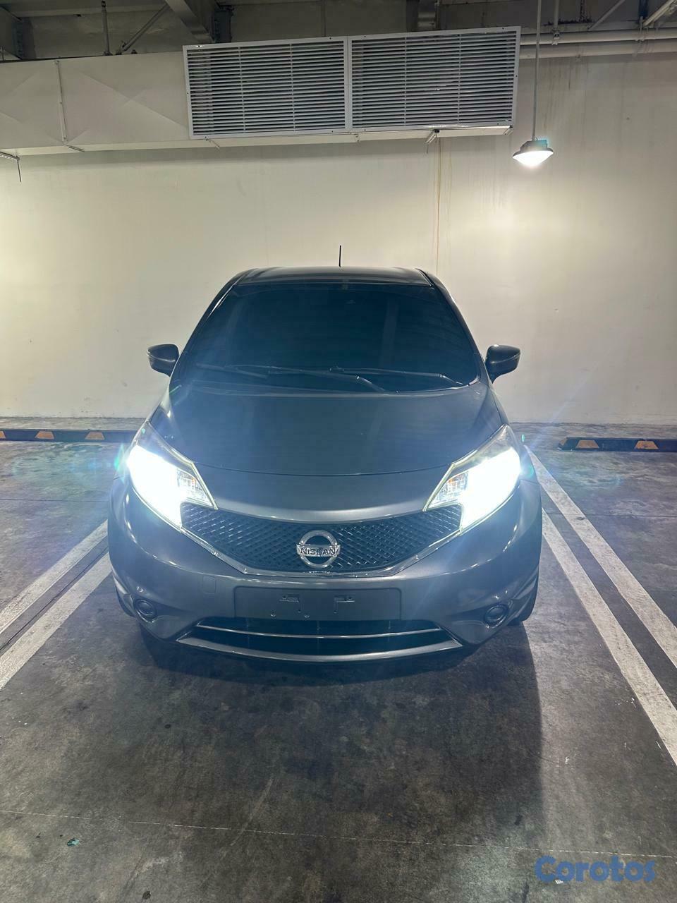 carros - SE VENDE NISSAN NOTE 2017 JAPONES  5