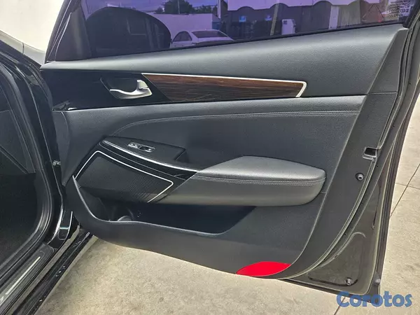 carros - KIA K7 2018 NEGRO 13