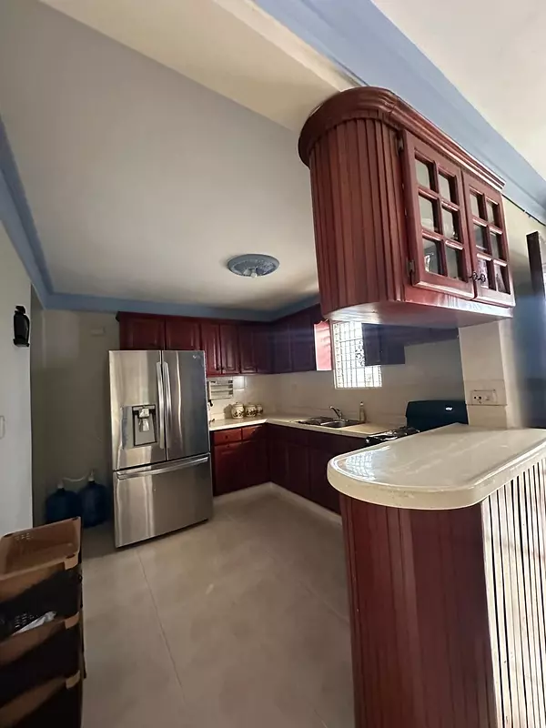 apartamentos - Casa Amplia con Patio en Vista Linda 2