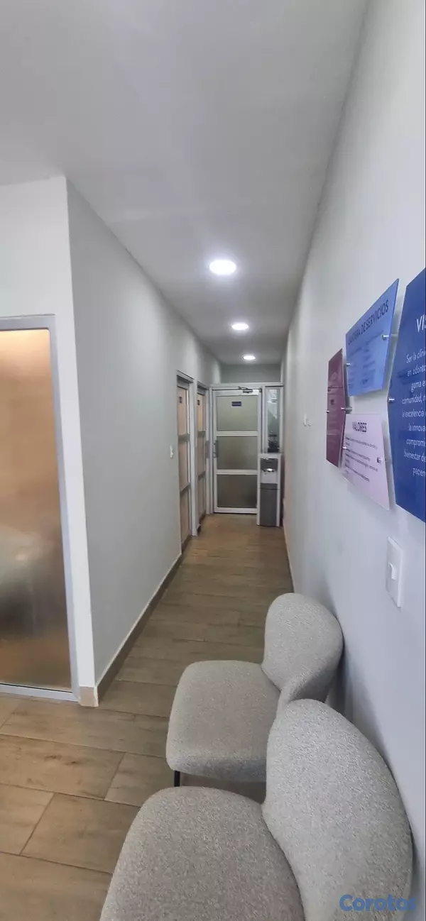 oficinas y locales comerciales - Local en Alquiler 5