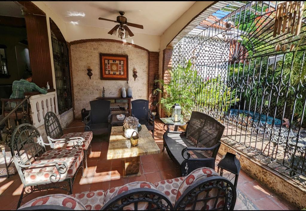 casas - Hermosa Casa Colonial de 650 MTS En Gazcue  2