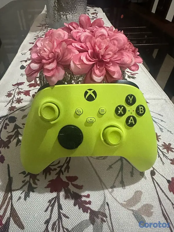 consolas y videojuegos - Control Xbox Core Wireless 4