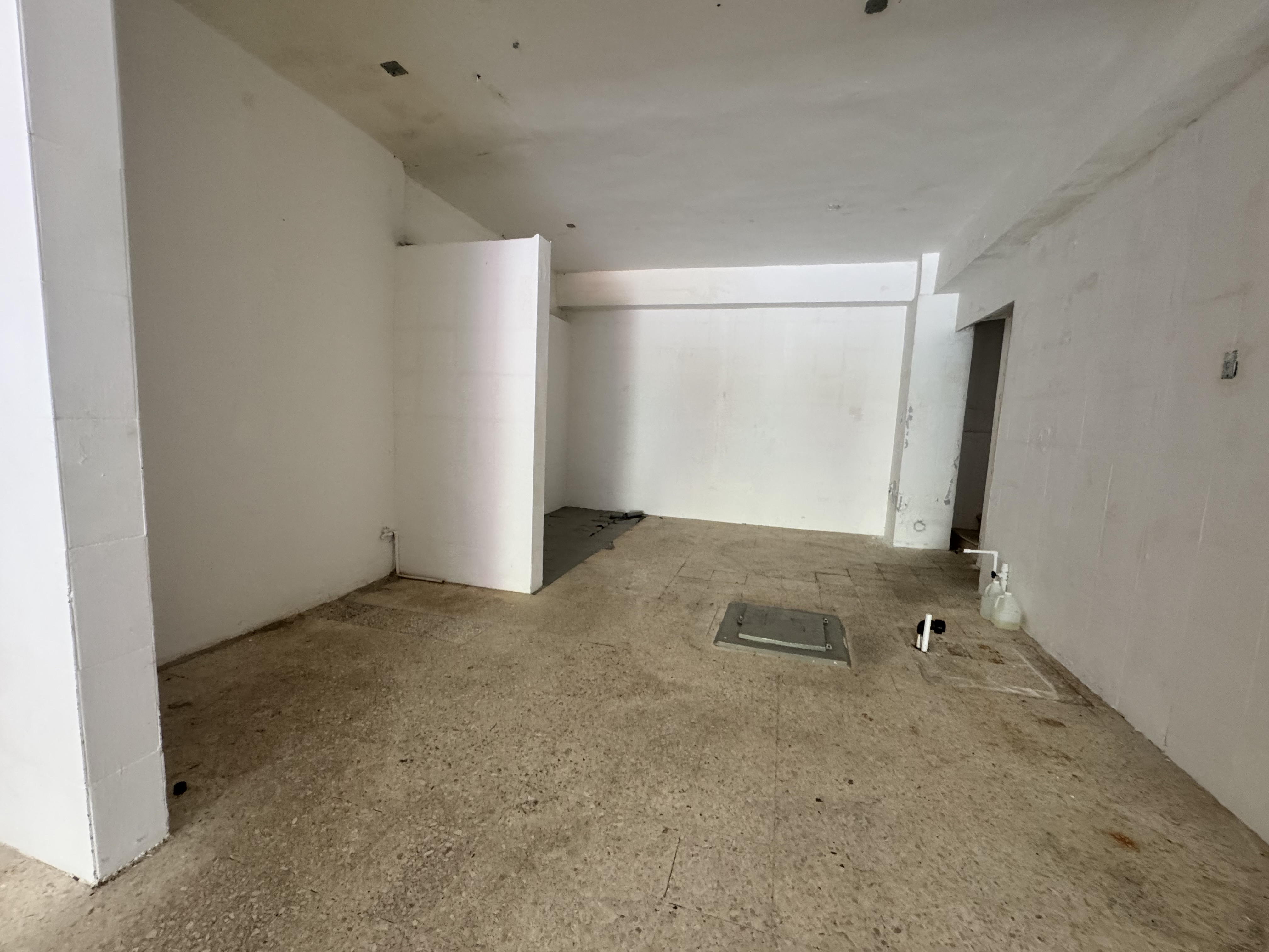 solares y terrenos - local comercial  2