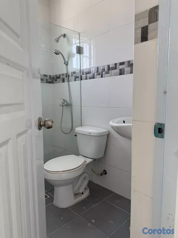 otros inmuebles - Venta de edificio para inversión en Manoguayabo 3