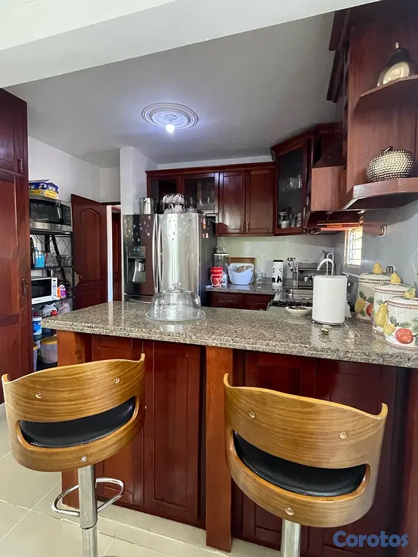 apartamentos - Apartamento con ubicación céntrica, ascensor y parqueo techado de oportunidad  7