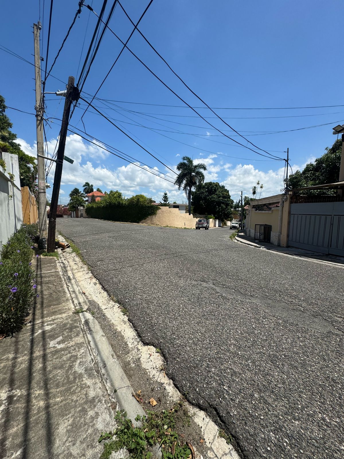 casas - VENDO Casa Para Fines Comercial en Viejo Arroyo Hondo
CODIGO: PD443