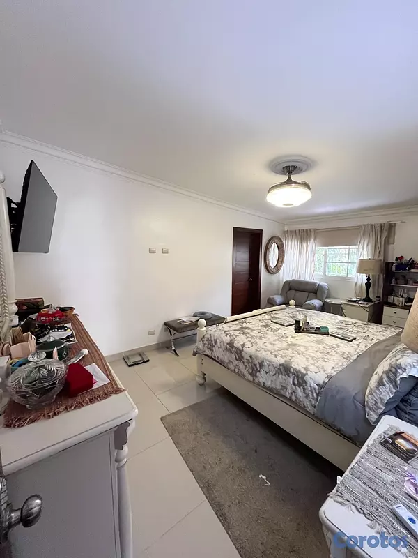 casas - vendo casa los restauradores 4 habitaciones con baño 4 parqueos jacuzzi terraza 17