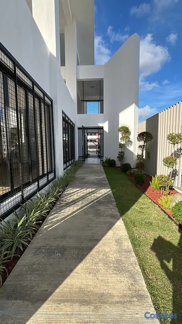 apartamentos - Apart. en Venta a Estrenar en la Av. Charles de Ga 5