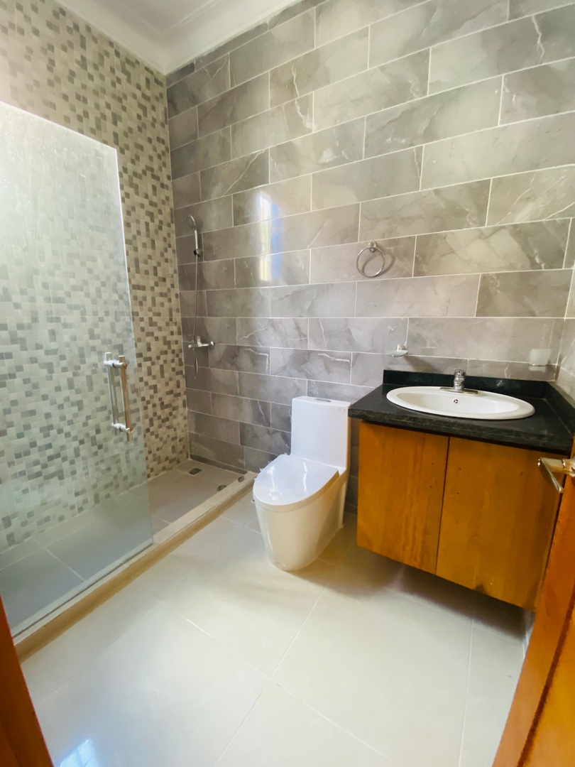 casas - CASA EN VENTA EN SANTIAGO DE LOS CABALLEROS PRÓXIMO ANTONIO OCHOA  3
