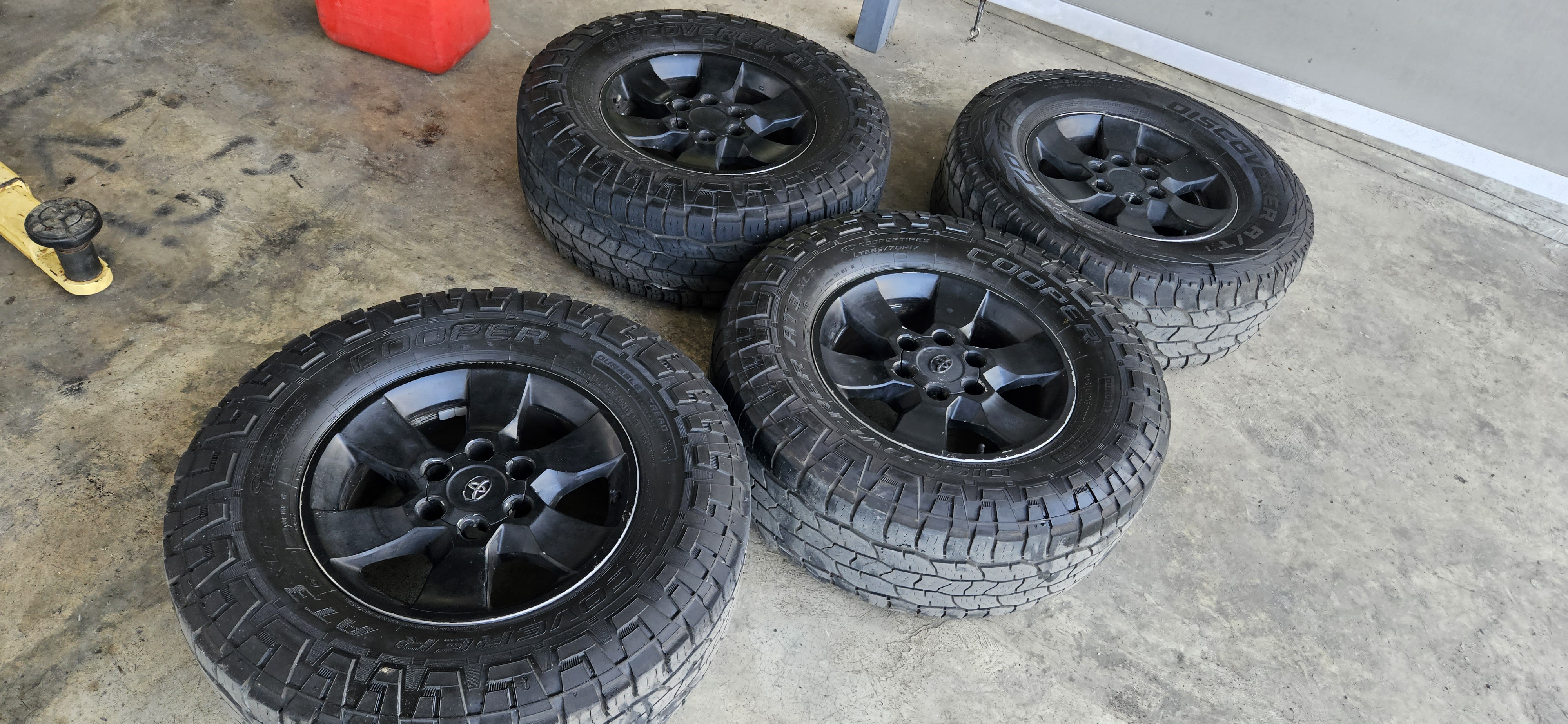 accesorios para vehiculos - juego de aros con su gomas cooper 285 -70 r 17 1