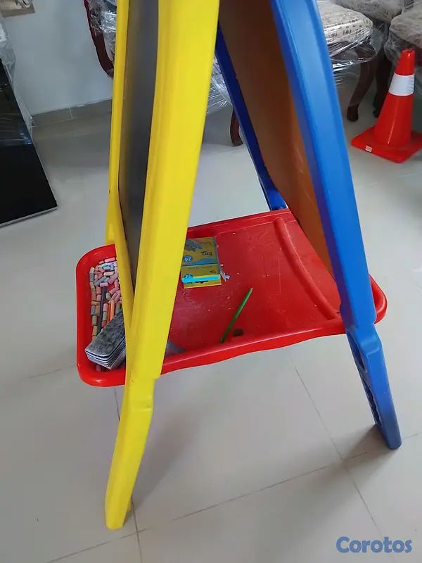 muebles - Pizarra doble plastica oara Niños de tiza y creyon aut san isidro 3