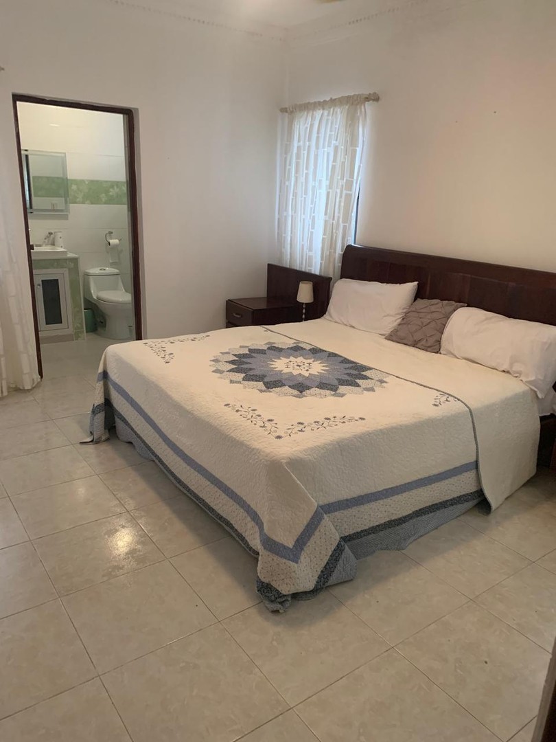 apartamentos - Alquiler Apartamento Amueblado de 3 Habitaciones, Urbanización Real 7