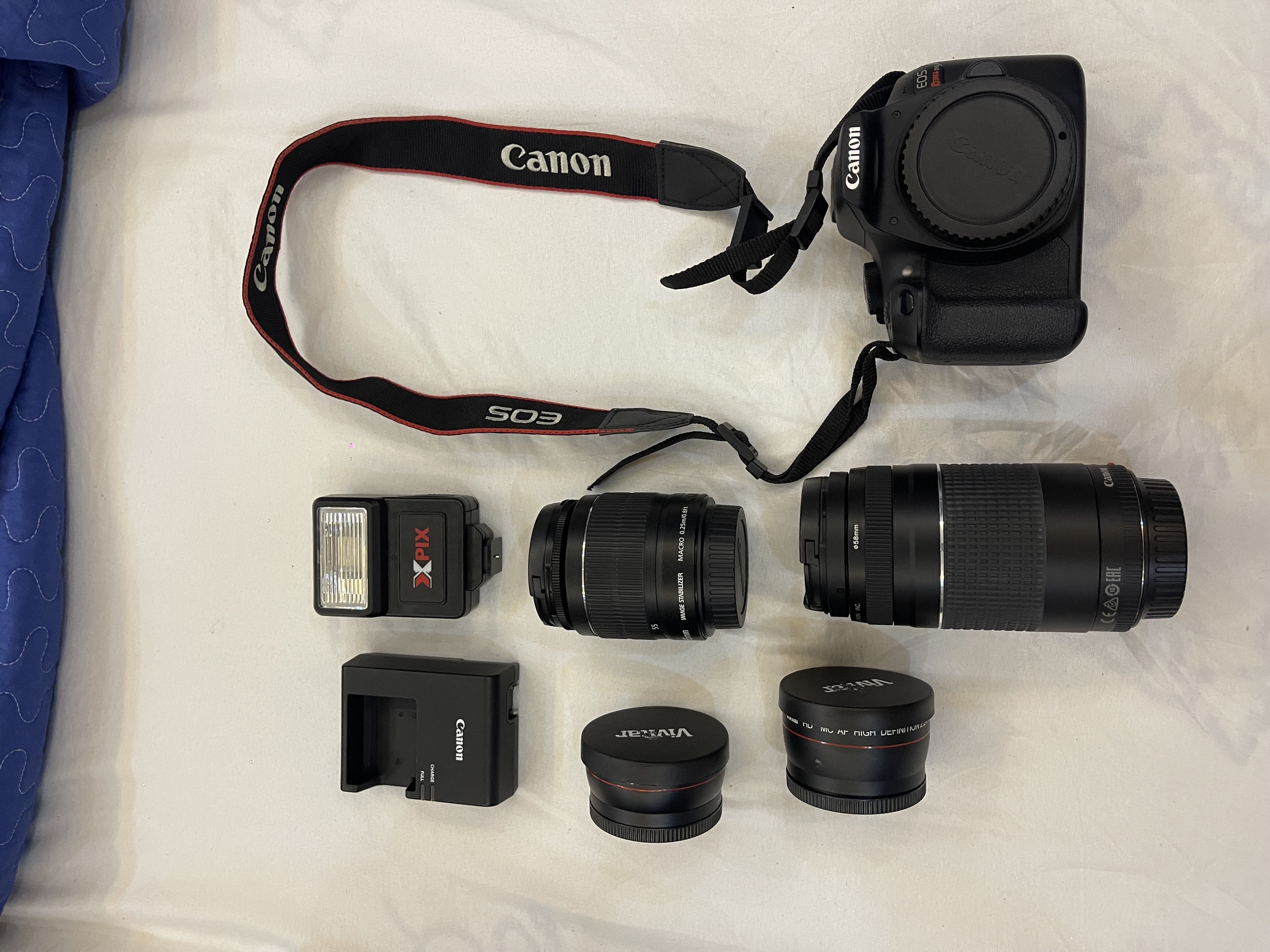 camaras y audio - Vendo Cámara profesional Canon Revel T6  0