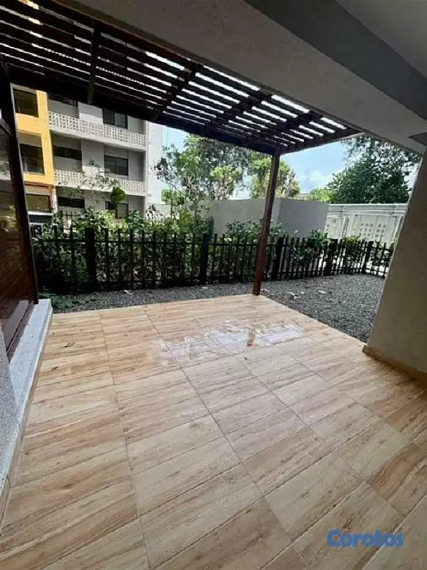 apartamentos - En Alquiler Apartamento Vacio en Murles malecon 10