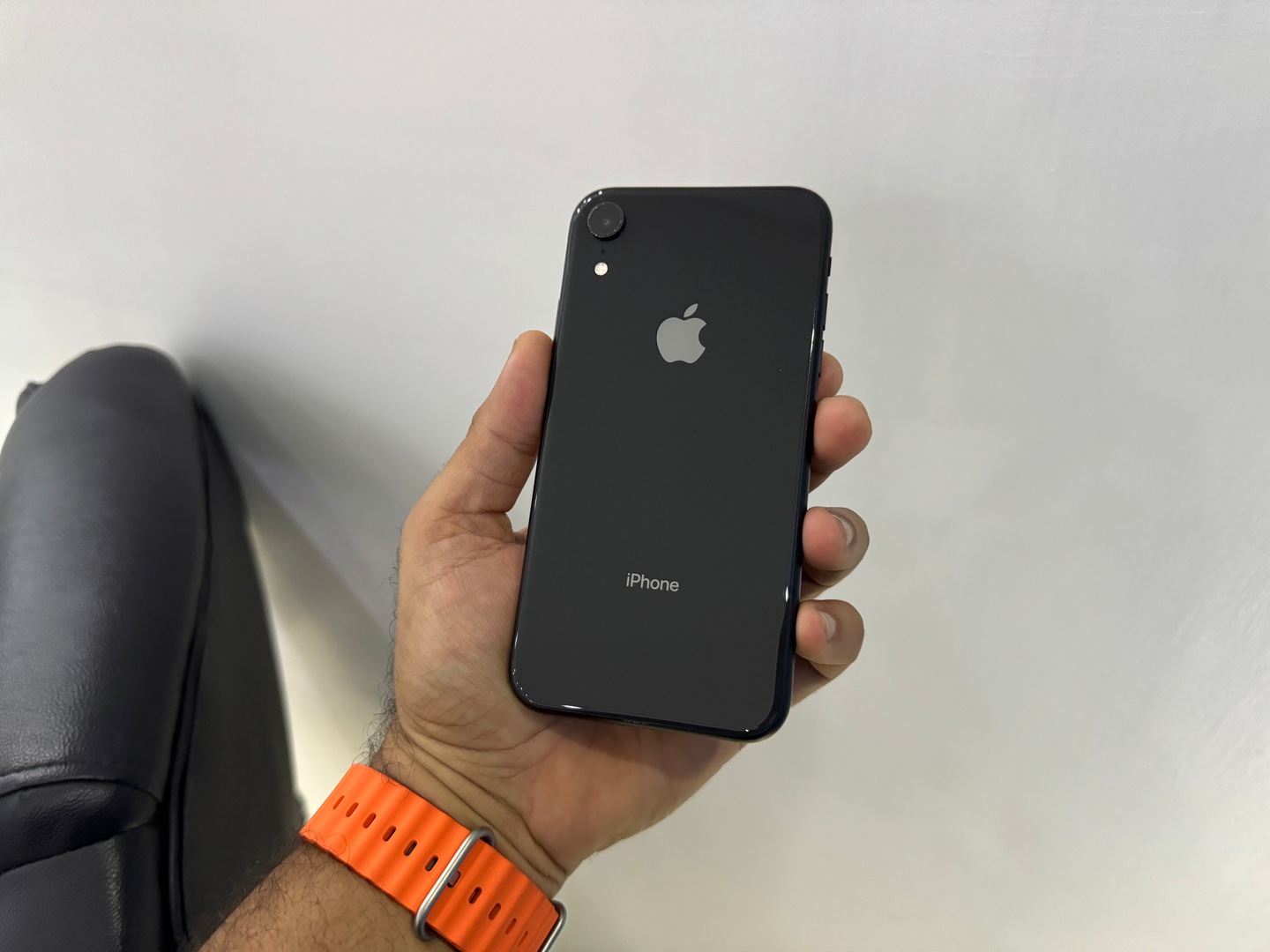 celulares y tabletas - iPhone XR 64GB Usado Negro, Desbloqueado, Garantía, RD$ 13,300 NEG