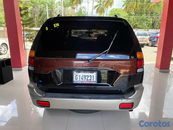 jeepetas y camionetas - Mitsubishi Montero sport 2001 5