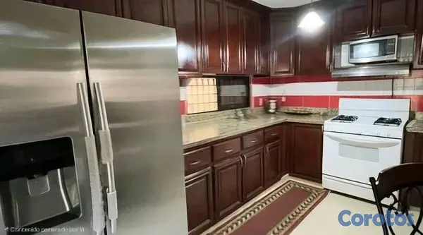 casas - Venta de Casa en Av Cayetano Germosén  3