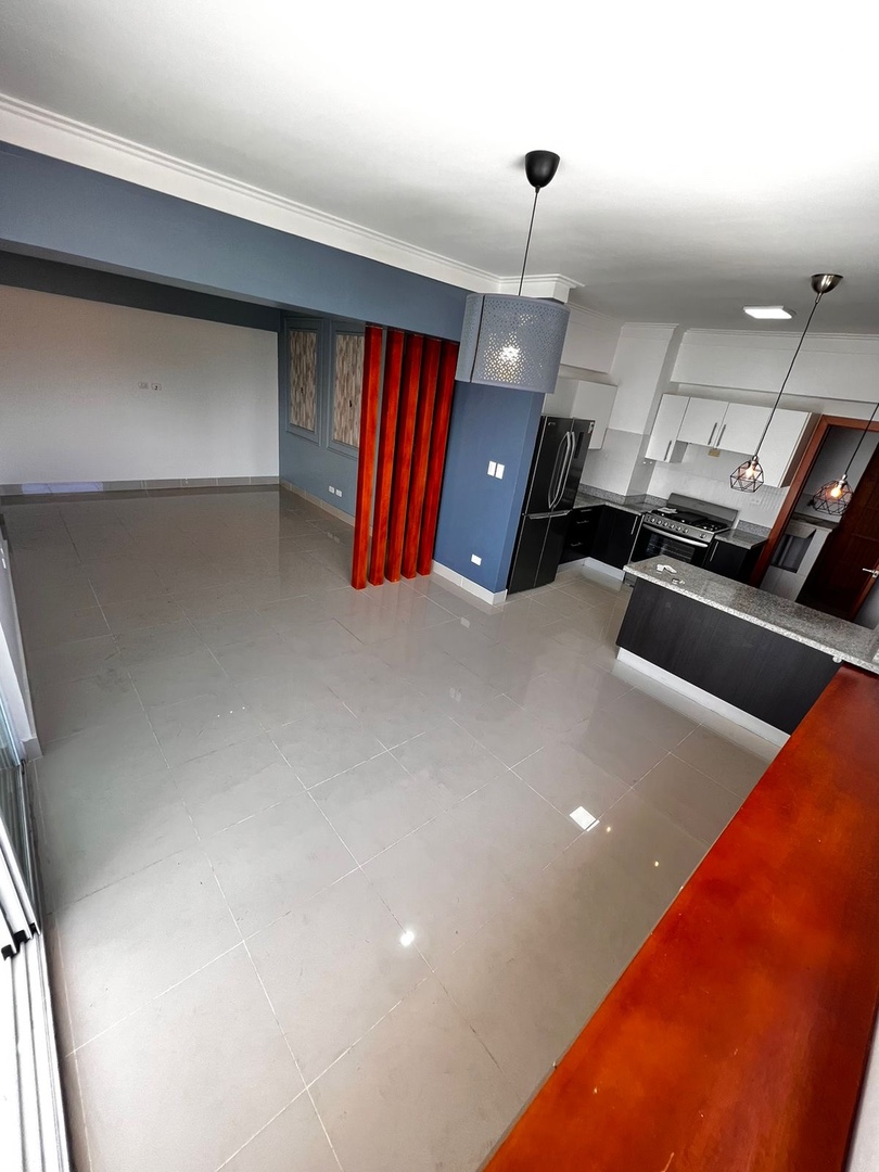 apartamentos - Vendo Evaristo morales dos habitaciones con línea blanca dos parqueos balcón  6