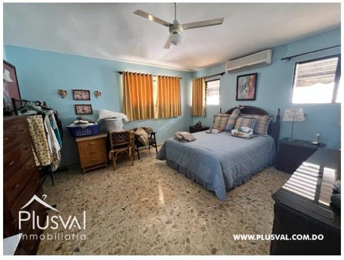 casas - SE VENDE CASA EN LA CASTELLANA
RD$35,000,000
3 HABS
2 PARQUEOS
2.5 BAÑOS
986.45 2