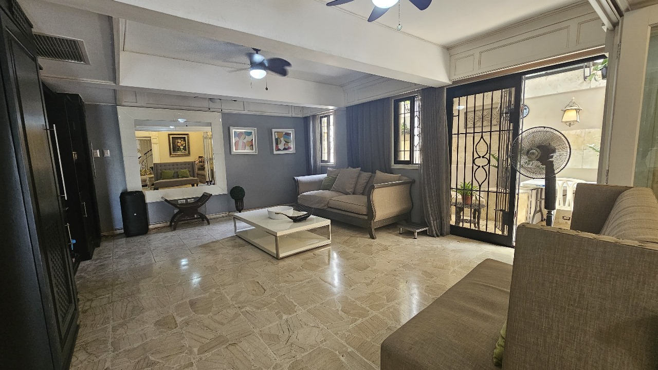 casas - Vendo casa en las praderas dos niveles 4 hab con b 2