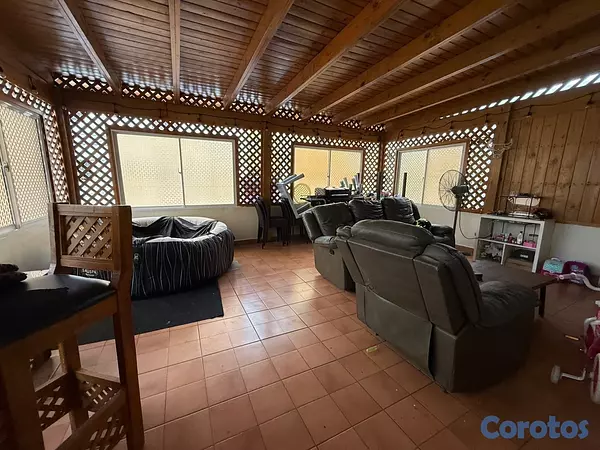 apartamentos - vendo renacimiento segundo nivel dos habitaciones 2.5 baños dos parqueos  3