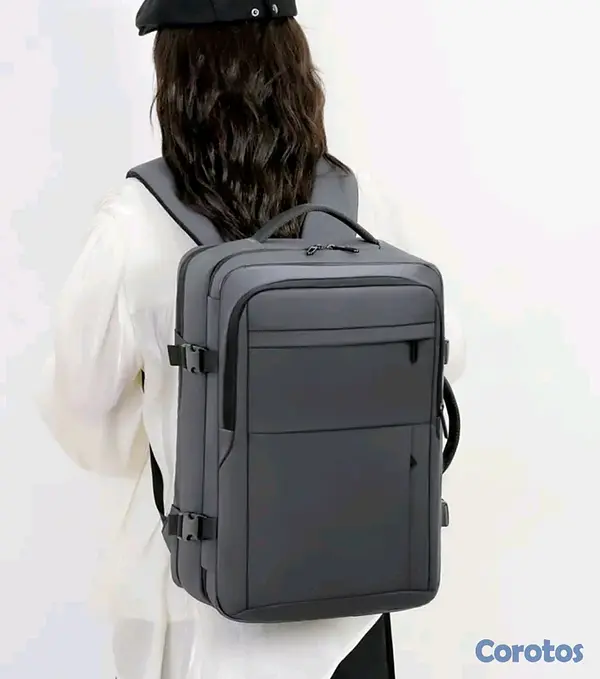 carteras y maletas - Mochila de viaje con cargador portátil  10
