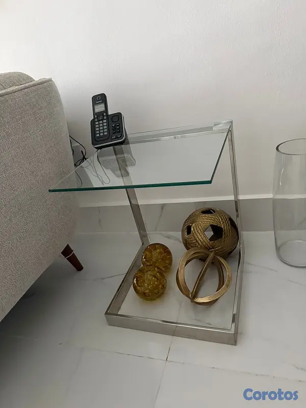 decoración y accesorios - mesita  2