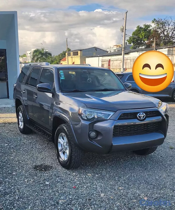 jeepetas y camionetas - TOYOTA RUNNER SR5  2017 3