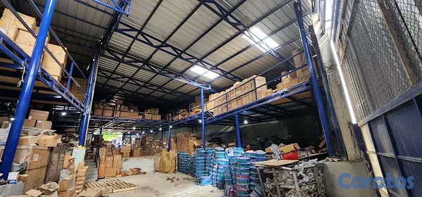 oficinas y locales comerciales - Vendo Propiedad Comercial en la Autopista Duarte, Santo Domingo Oeste  5