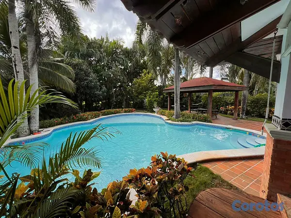 casas vacacionales y villas - MAJESTUOSA Y EXPLENDIDA VILLA  6