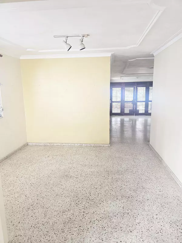 casas - Casa en Venta céntrica y comercial  6
