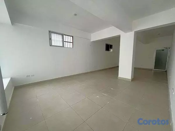 oficinas y locales comerciales - Local comercial en alquiler en naco 3