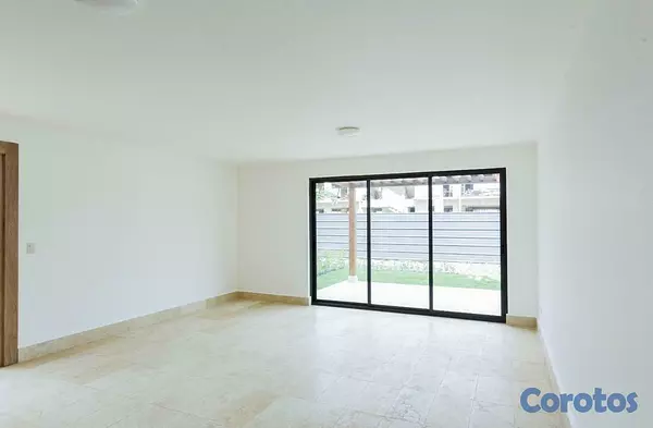 casas vacacionales y villas - VILLA DE VENTA EN PLAYA DORADA PUERTO PLATA 4
