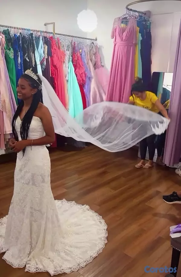 ropa para mujer - venta tienda de Novias 6