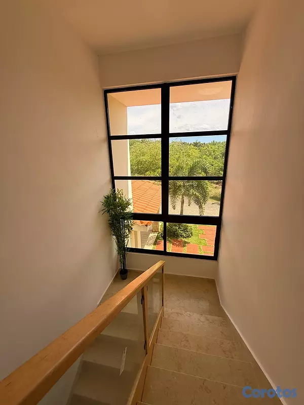 casas vacacionales y villas - Vendo Villa Nueva 6Hab Metro Country US$460k 7