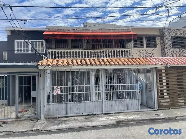 casas - venta de casa en corales del sur Santo Domingo este  14