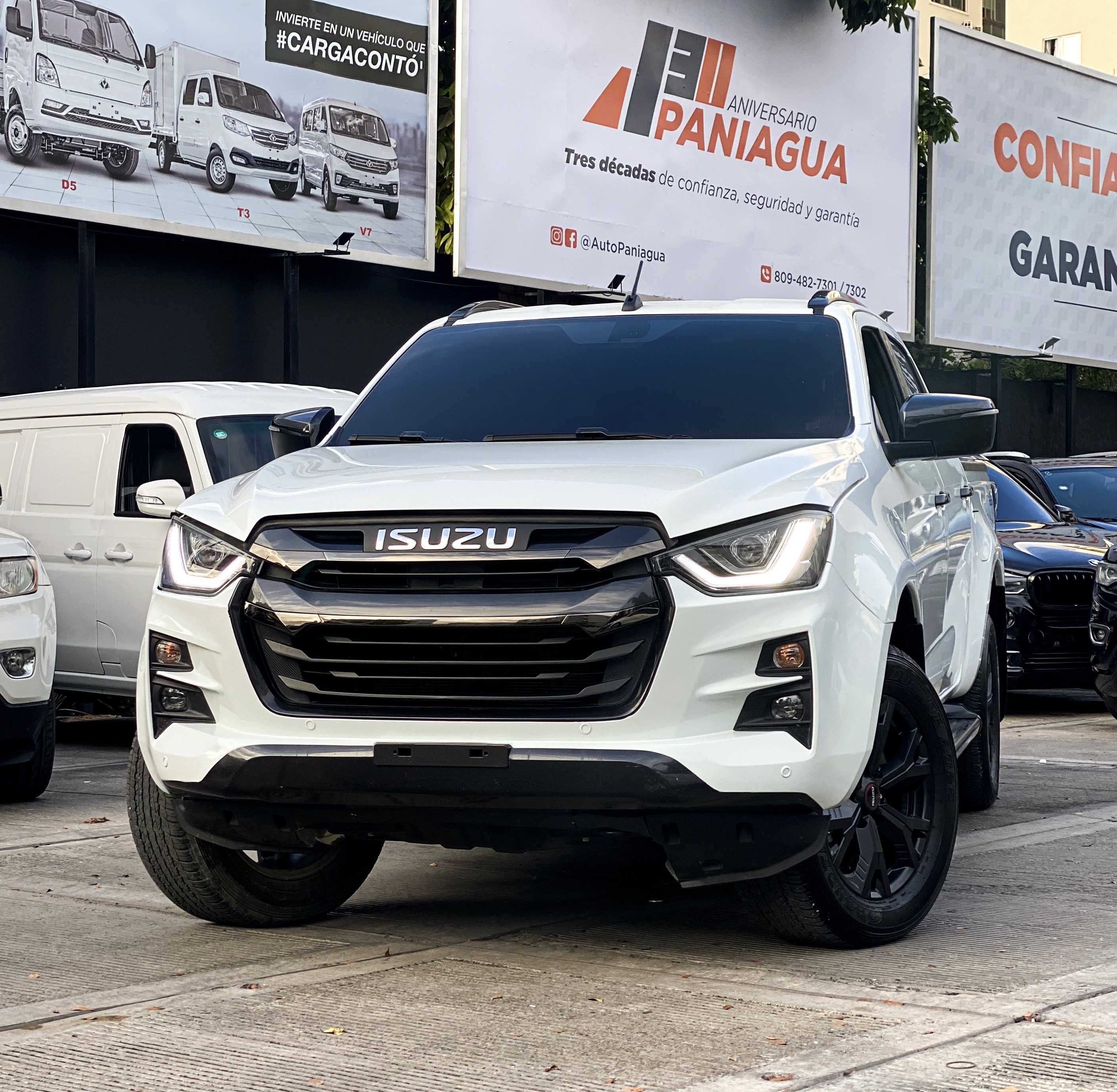 jeepetas y camionetas - Isuzu D-Max LSE 2024 FINANCIAMIENTO DISPONIBLE  0