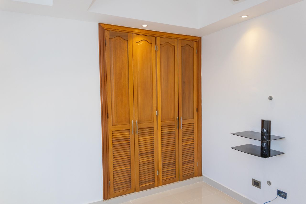 apartamentos - Apartamento Remodelado en Torre Clásica – La Esper 2