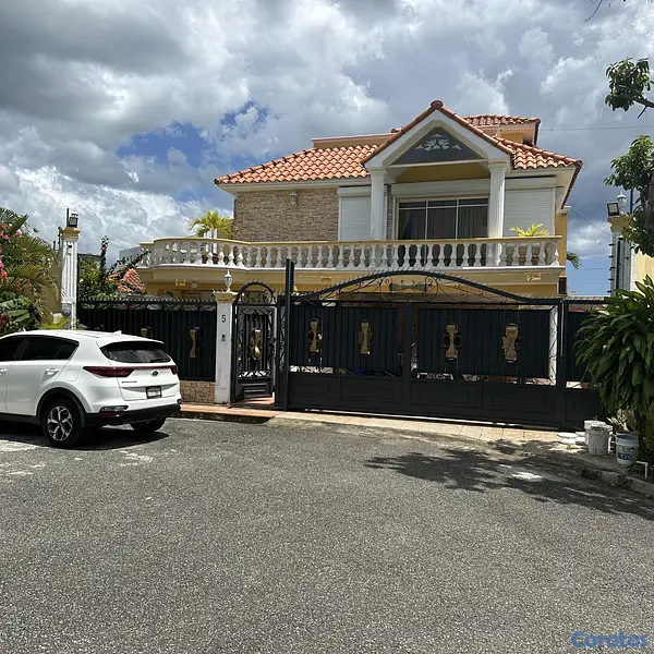 apartamentos - Vendo hermosa Villa en Santo Domingo Este 11