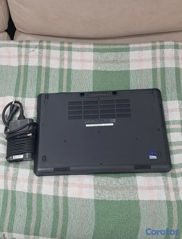 computadoras y laptops - Laptop Dell i5 8GB Ram 250GB SSD Solido Win 10 Pro 4