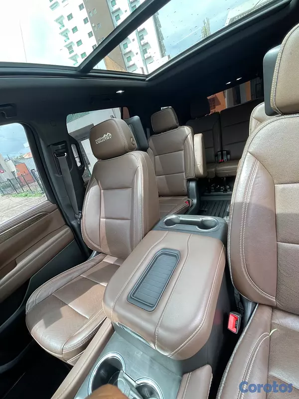 jeepetas y camionetas - Chevrolet Tahoe High Country 2022 De La Casa 6
