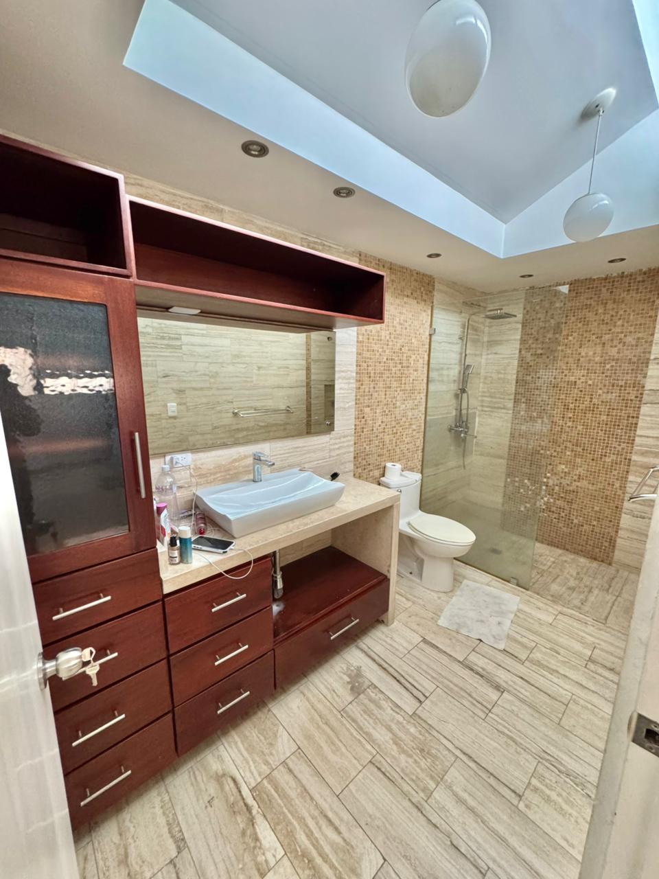 otros inmuebles - Townhouse en Venta PIANTINI USD 400,000.00 Manteni 8