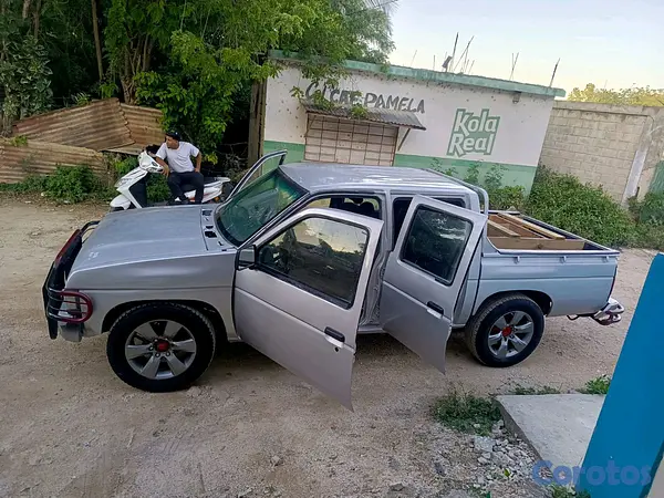 jeepetas y camionetas - Nissan, 400 2
