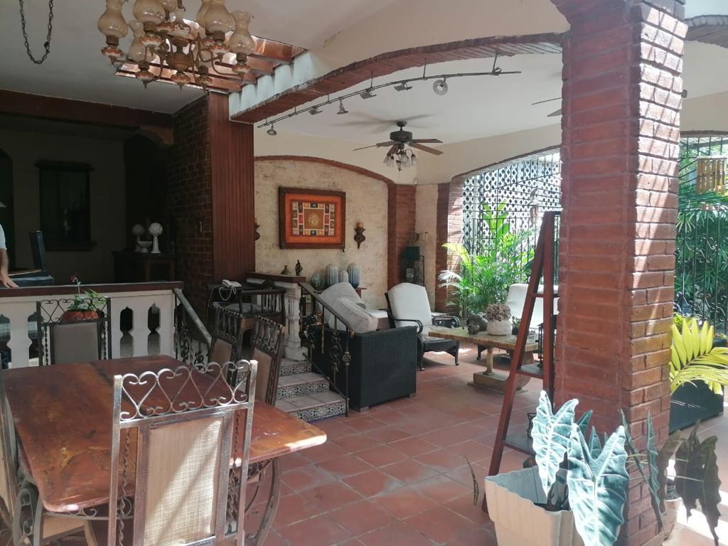 casas - Hermosa Casa Colonial de 650 MTS En Gazcue  6